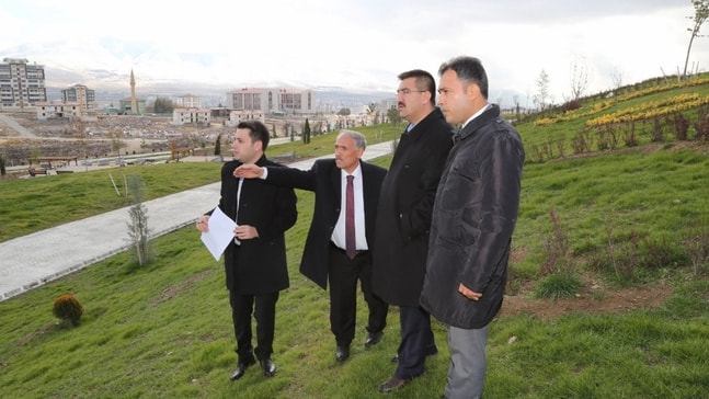 Niğde Belediye Başkanı Özkan Kentsel Dönüşümde incelemelerde bulundu
