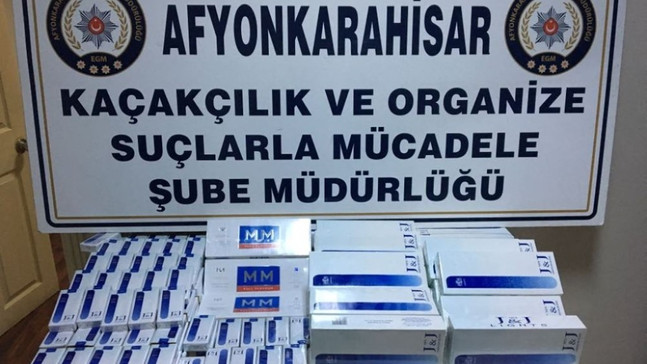 Polis 2 araçta 550 paket gümrük kaçağı sigara yakaladı