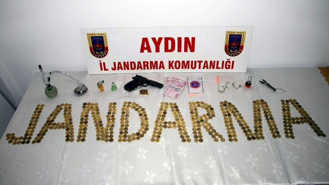 536 adet sahte altını satmaya hazırlanan kardeşler jandarma engeline takıldı
