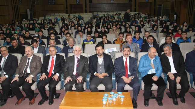 Elazığ’da imam hatip öğrencilerine seminer verildi
