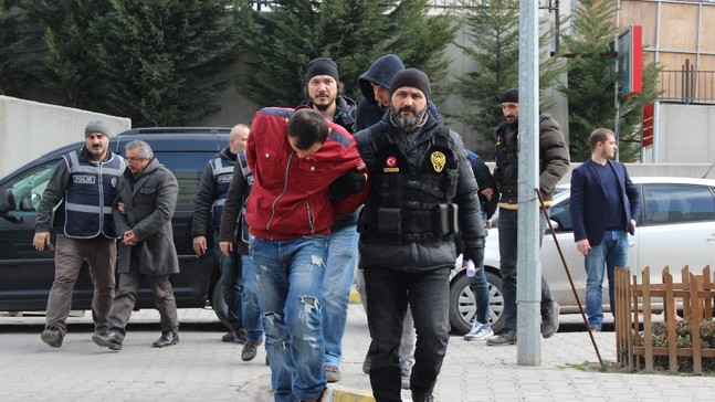 Karabük merkezli 3 ilde uyuşturucu operasyonu: 11 gözaltı
