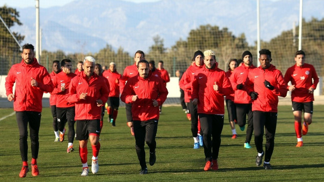 Antalyaspor’da Karabükspor mesaisi devam ediyor
