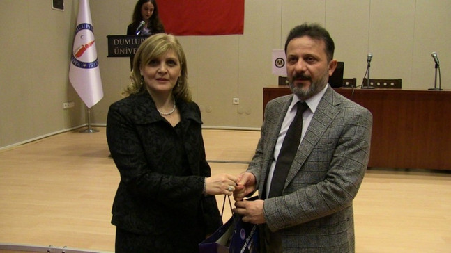 Merhum Ahmet Yakupoğlu’nun dostlarına kitap
