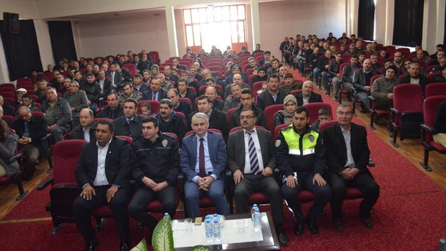 Kula’da güvenli öğrenci taşımacılığı toplantısı
