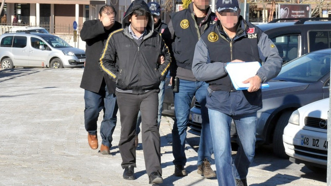 FETÖ’nün mahrem imamları adliye sevk edildi
