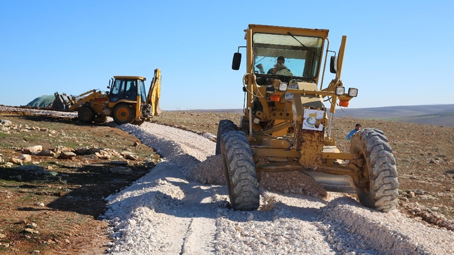 Haliliye Belediyesi Yıldız Mahallesinde yol çalışmalarını tamamladı
