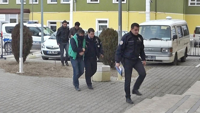 Kasa hırsızları adliyeye sevk edildi
