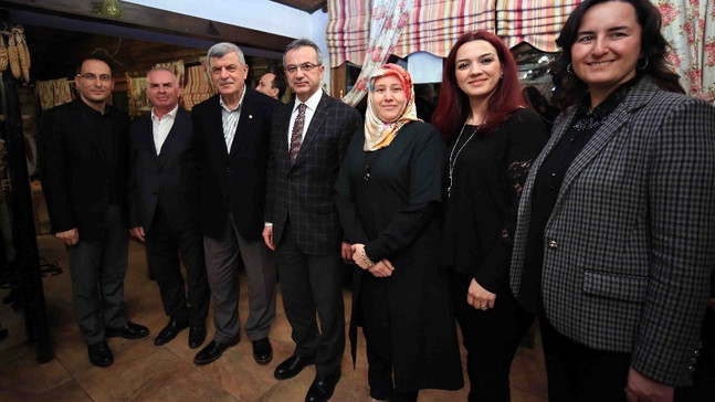 Başkan Karaosmanoğlu: Gençliğimizin mimarı annelerimizdir’’
