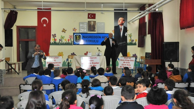Yazar Köseoğlu Öğrencilerle Buluştu
