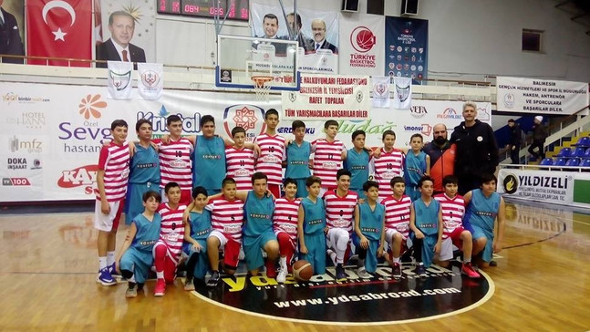 Ayvalıkgücü Belediyespor U-13 Basketbol Takımı Türkiye Grup Elemelerine katılacak
