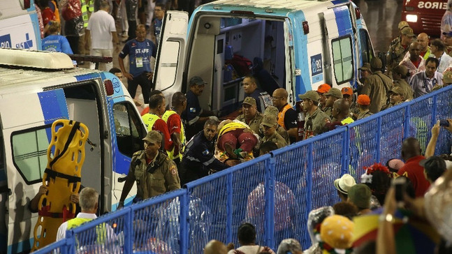 Rio Karnavalı’nda kaza: 20 yaralı
