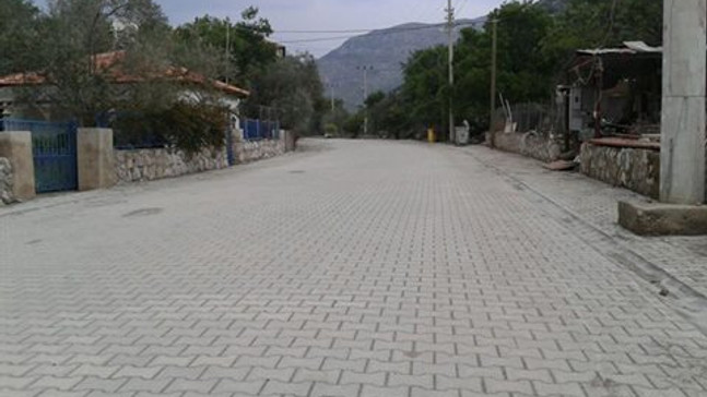 Bozburun'da parke yol çalışması