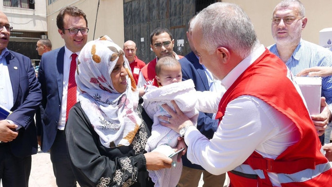 Kızılay, Gazze’ye bölgenin en büyük lojistik merkezini kuruyor
