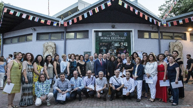 Festival coşkusu Anjelika Akbar ile başladı
