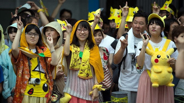 Pikachular Japonya sokaklarını hareketlendirdi
