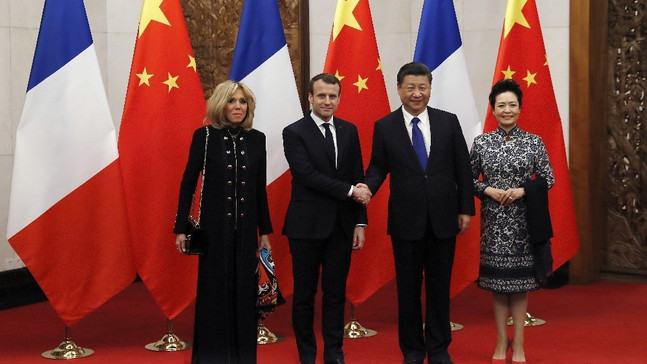 Macron ile Jinping Pekin’de bir araya geldi