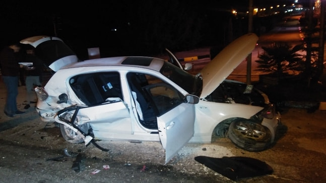 Gaziantep’te 2 araç çarpıştı:5 yaralı
