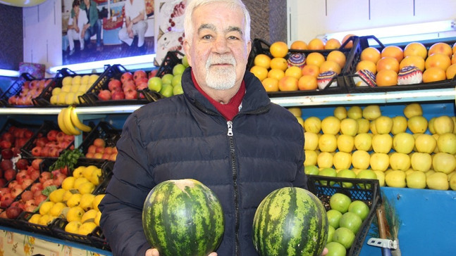 Karpuz, kilosu 5 liradan tezgahlarda