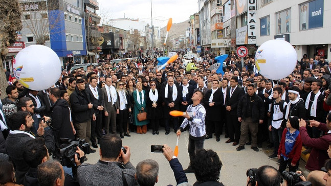 Van Shopping Fest’e muhteşem açılış
