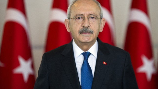 Kılıçdaroğlu’ndan Türk bayrağı asma çağrısı
