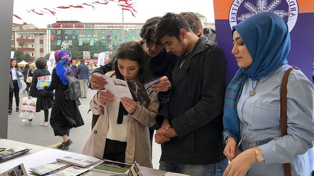 ARÜ 4. Üniversite Tanıtım Fuarı’nın gözdesi oldu
