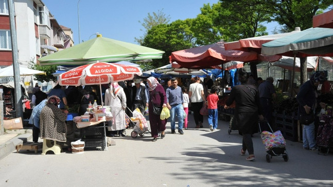 Bozüyük halk pazarında son gün
