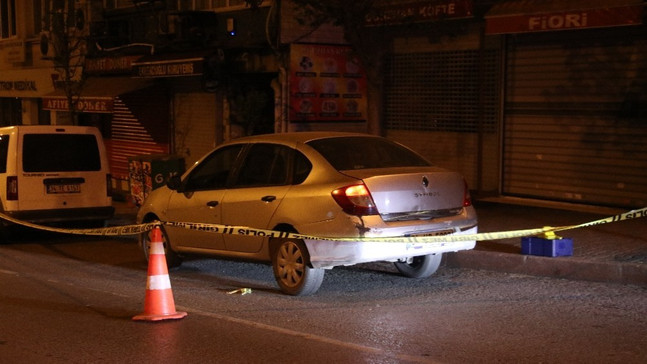 Aracını vermek istemeyince bıçaklandı
