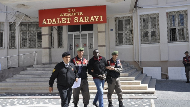 Firari mahkum, yol kontrolünde yakalandı
