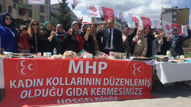 MHP Kadın Kolları’ndan kermes
