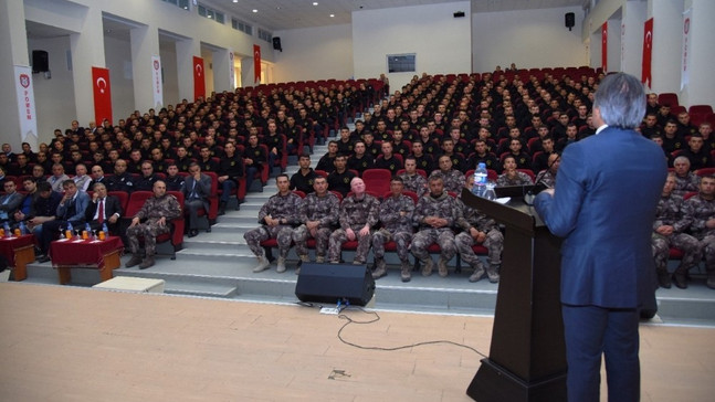 Rektör Bağlı, POMEM’de konferans verdi
