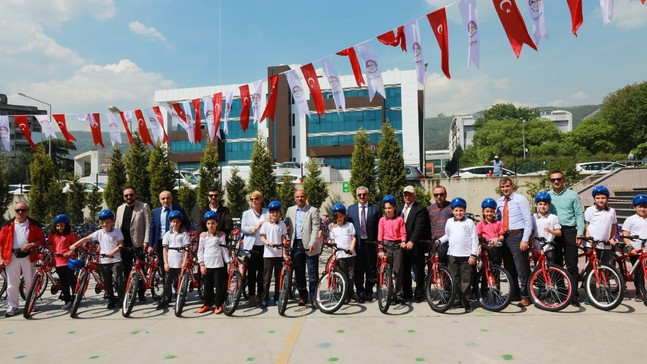 Körfez’de 450 öğrenci daha bisikletine kavuştu
