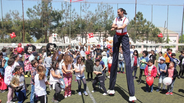 Çocuk Şenliği’nde eğlenceye doydular
