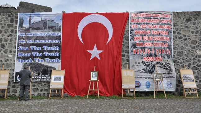 Kars Ulu Cami’de Ermeniler yakılan Müslümanlar 103. yıldönümünde anıldı
