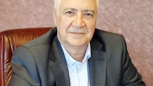 Hayrettin Hacısalihoğlu: 