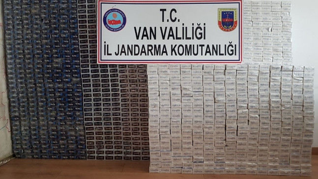 Çaldıran’da 17 bin 900 paket kaçak sigara ele geçirildi
