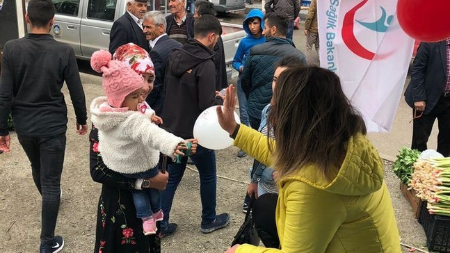 Hakkari’deki aşı bilgilendirme çalışması tam not aldı
