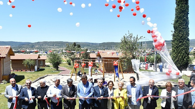 İzmir’de çifte sevinç
