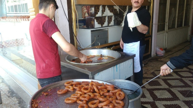 Sason’da tatlıcılarda Ramazan bereketi yaşanıyor
