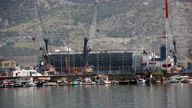 İthal anguslar İskenderun Limanı’na geldi
