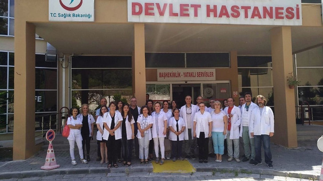 Antalya’da hekimlerden darp edilen hekime destek