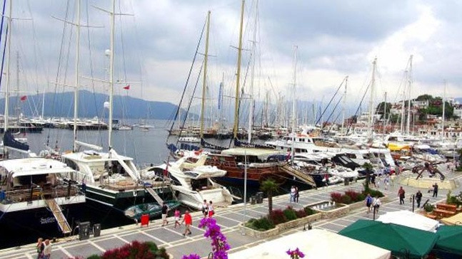 Marmaris rıhtımı Bakanlığa devredildi