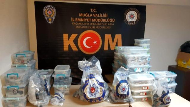 10 milyon TL'lik gümrük kaçağı ürün ele geçirildi