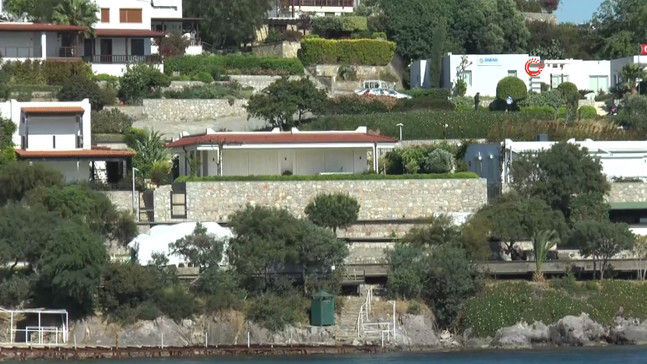 Özdil’in villasında yıkımı durdurma kararı
