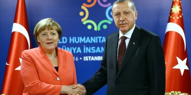 Merkel Türkiye’ye geliyor
