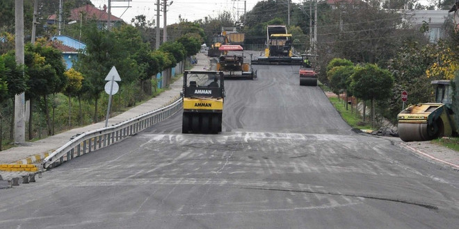 Körfez’de yollar yenileniyor
