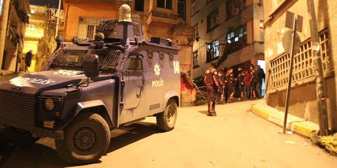 Beyoğlu’nda korkutan patlama
