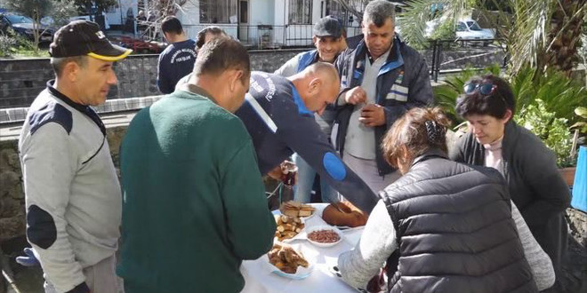 Vatandaşlardan işçilere 