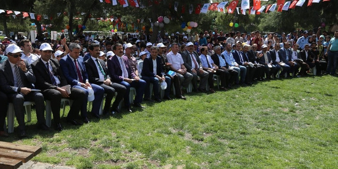 Eyyübiye Belediyesinden ‘Eyyübiye okuyor’ projesine 40 bin kitap desteği
