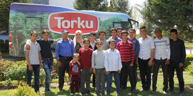 Torku, ilk imaj filminde oynayan çocuk yıldızlarını ağırladı
