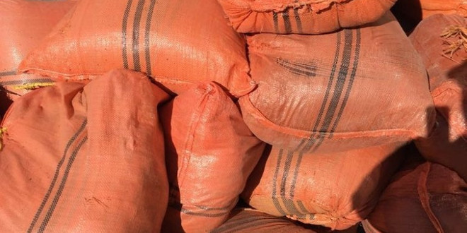 Van’da bin 280 kilo kaçak çay ele geçirildi